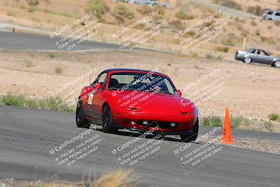 media/Oct-01-2022-Team Topak Racing (Sat) [[f860fb51be]]/2-Inter Low 2/session 2 turn 11/